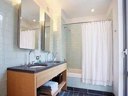Rented by Town Residential | media 28