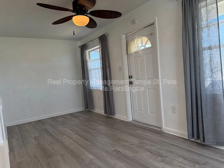 6900 Miami Dr #1 — Photo 13
