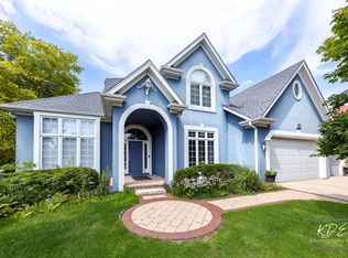 940 Burnham Ct, Aurora, IL