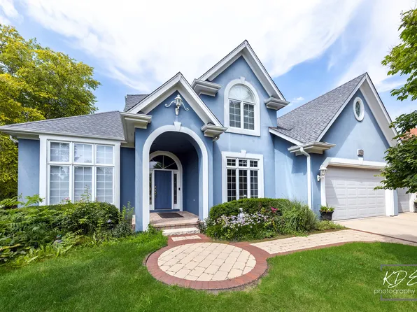 940 Burnham Ct, Aurora, IL 60502