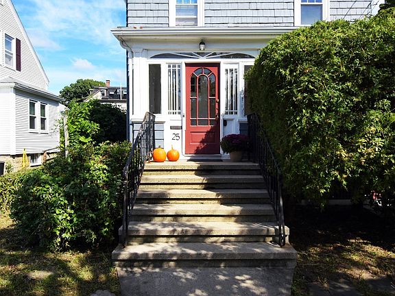 2nd image of 25 Stearns Ave