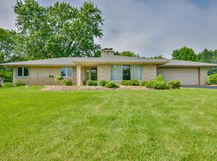 16910 Fairview Ct, Brookfield, WI 53005