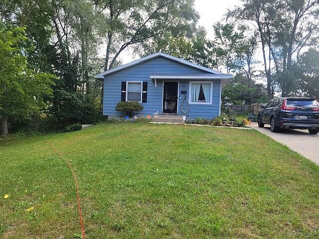 2nd image of 3420 Robin Ave SW