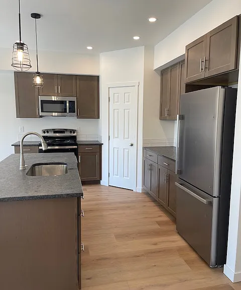 1502 SE Landen Dr #A — Photo 4