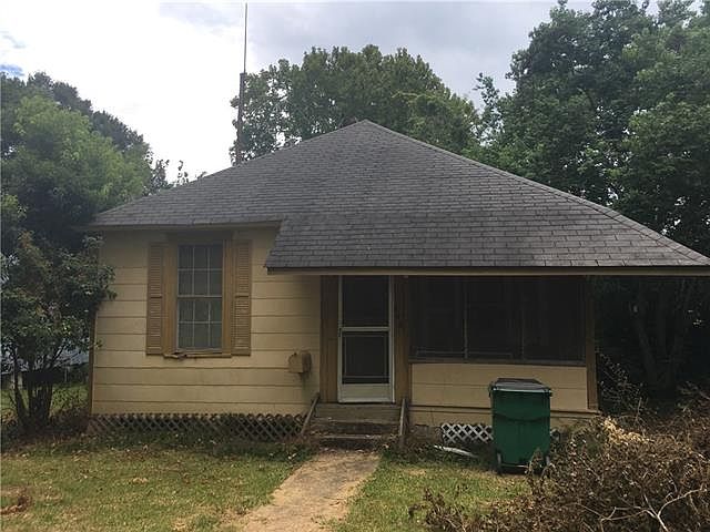 1st image of 646 Avenue E