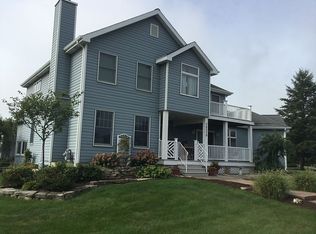 24229 S Pueblo Dr, Channahon, IL 60410