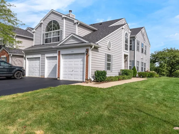 61 Adams Ct Unit A, Streamwood, IL 60107
