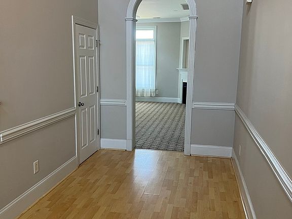 2nd image of 43 Appleberry Ct
