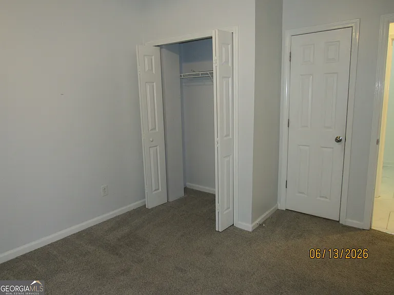 115 Sutton Ct — Photo 18