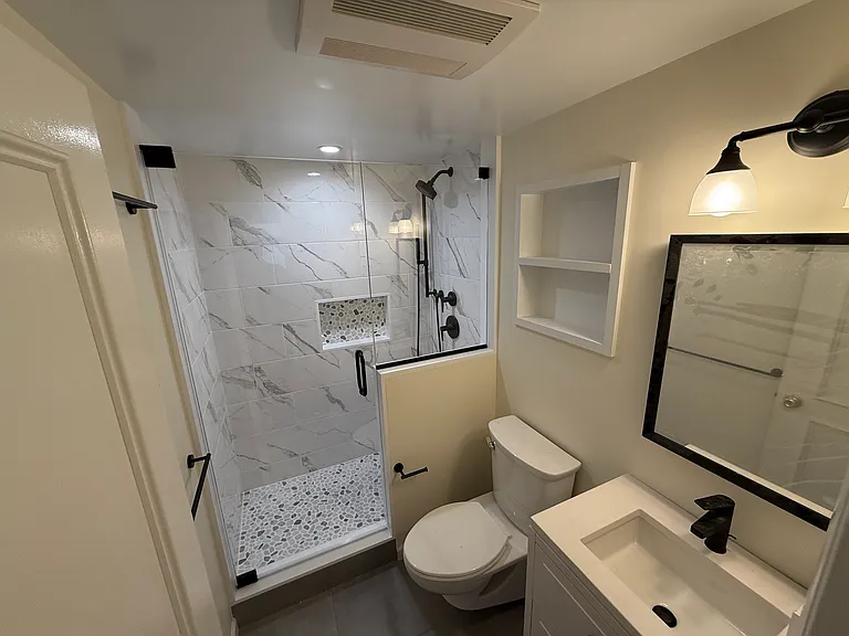 1535 E Putnam Ave #408 — Photo 11