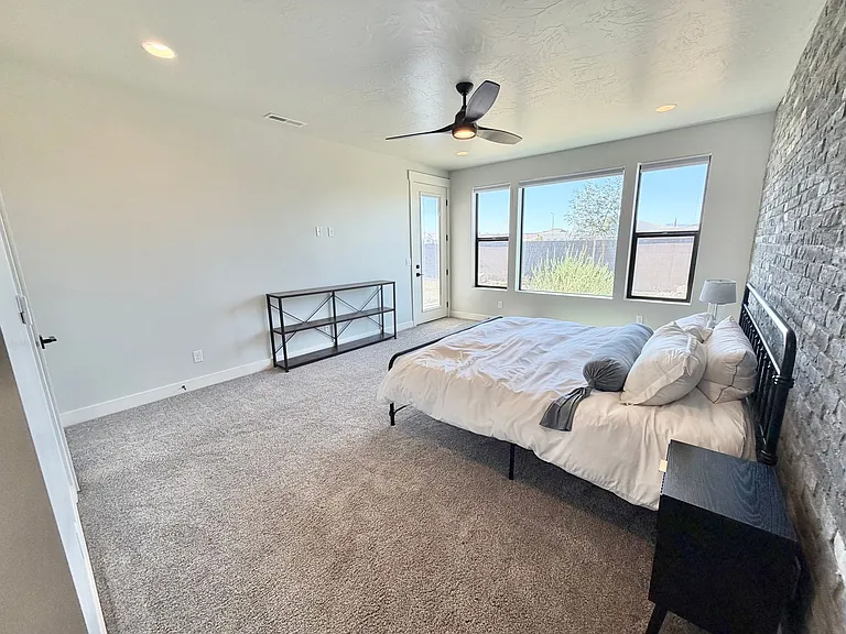 3134 E Blue Heron Dr — Photo 27