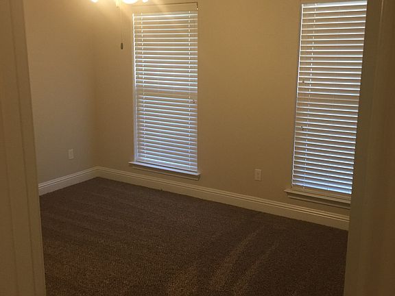 2nd image of 5921 Mile High Ln