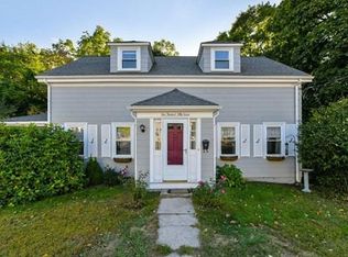 150 Curve St, Dedham, MA 02026