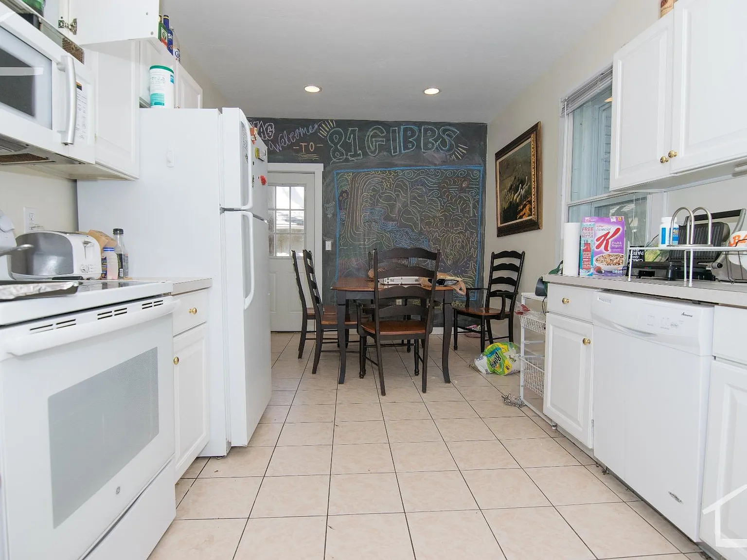 5 bed, 1700 sqft, $9,000 — Photo 3