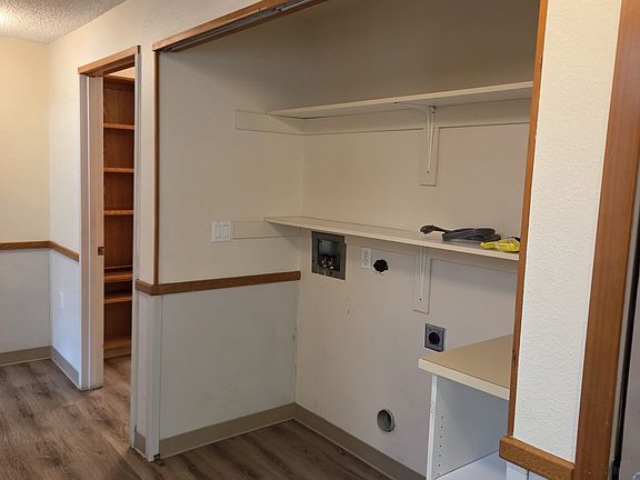 3rd image of 3510 NE 54th St APT A
