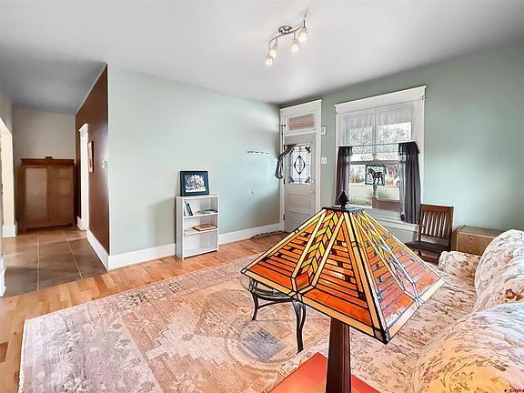5th image of 241 Orchard Avenue