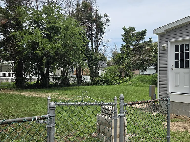 Oak Meadow Dr — Photo 14