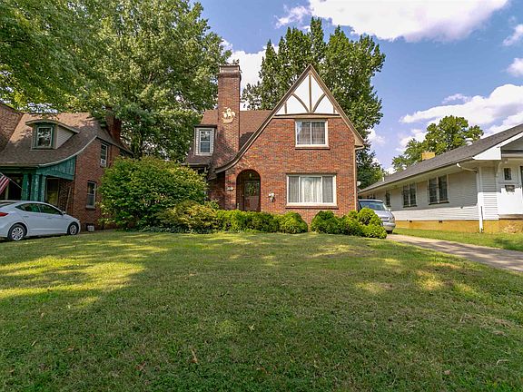 2nd image of 1040 Ravenswood Dr