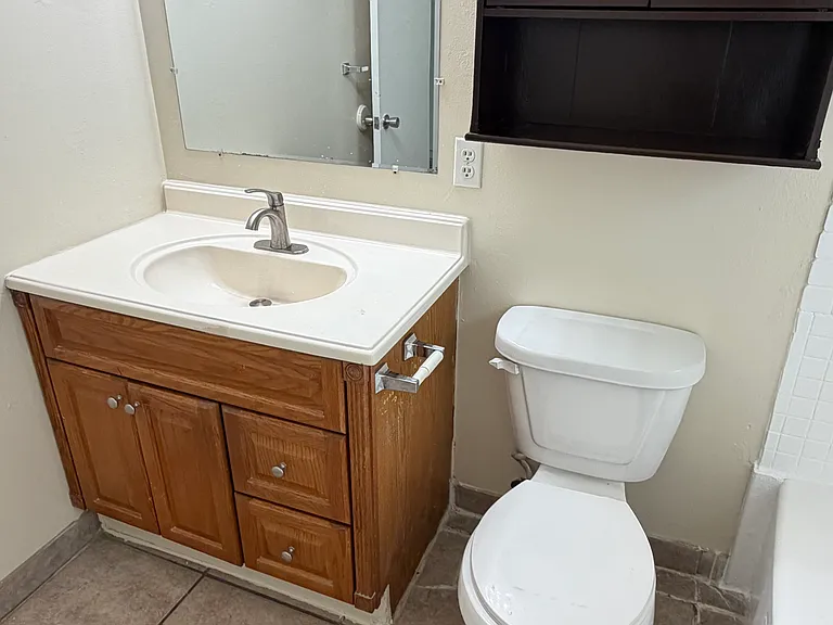 910 Eden Ct #910 — Photo 9