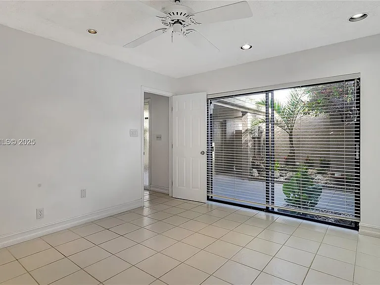 205 Dunwoody Ln #1785 — Photo 49
