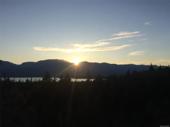 8401 Keith Wagner Way, Comox Valley, BC V0R 1T0