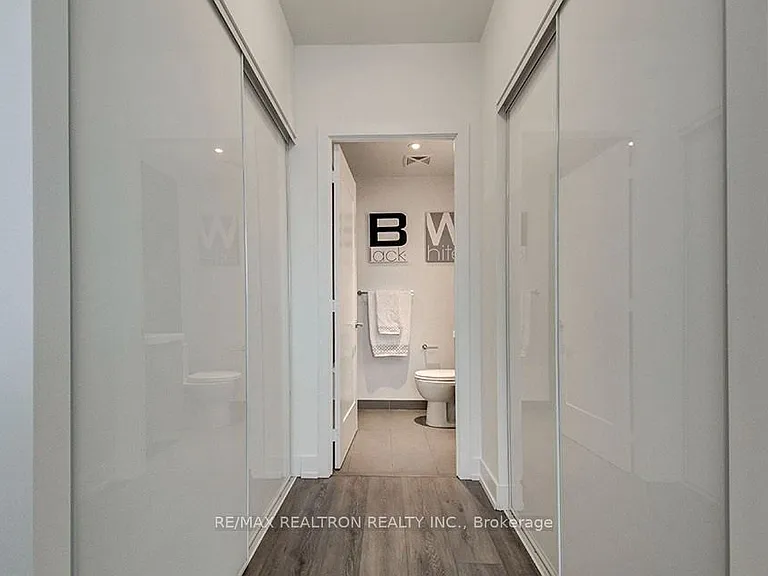 575 Bloor St E #2208 — Photo 18