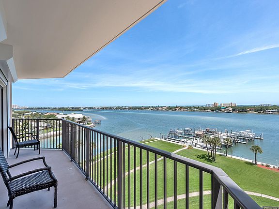 3rd image of 501 N Causeway APT 508