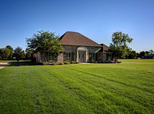 276 Riverside Ln, Natchez, LA 71456