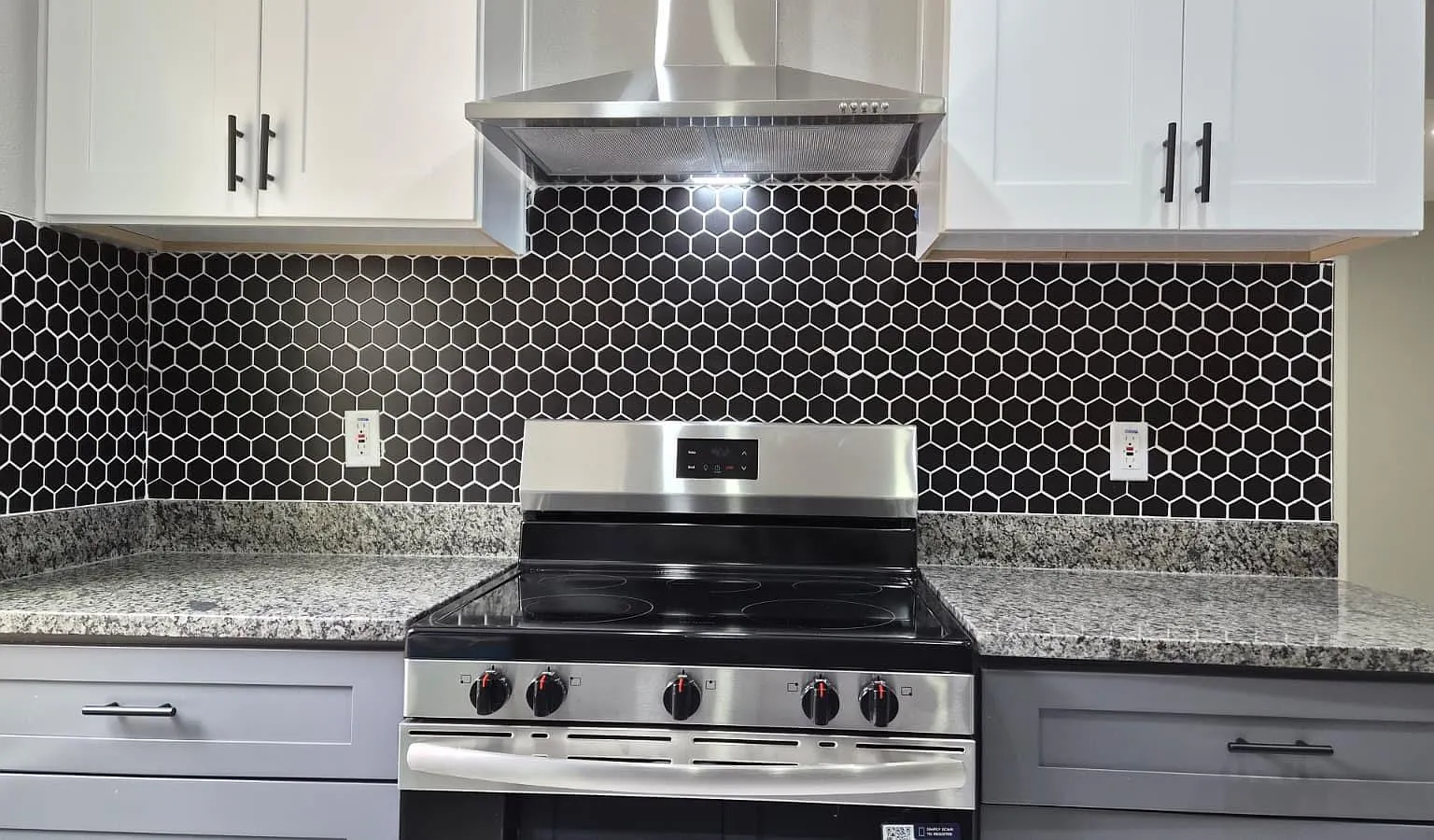 3 bed, 2.0 bath, $1,595 — Photo 3