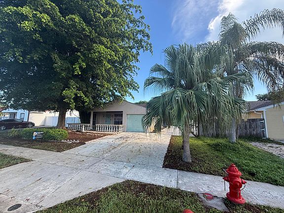 2nd image of 10685 Bobbie Lane