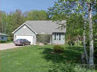 227 W Nicolet Blvd, Marquette, MI 49855