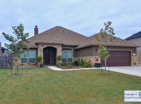 2nd image of 15815 Glenn Ln