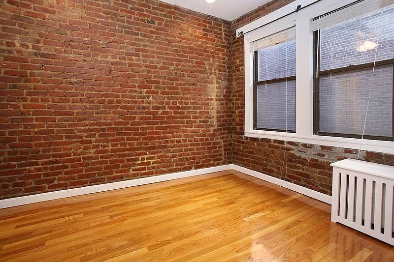 2nd image of 65 Burbank St APT 15E