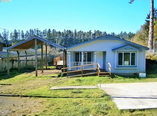 645 Tiara St, Lakeside, OR 97449
