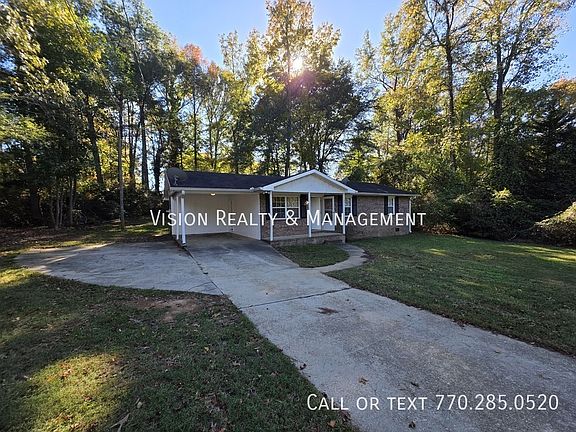 2nd image of 60 Pine Hill Dr