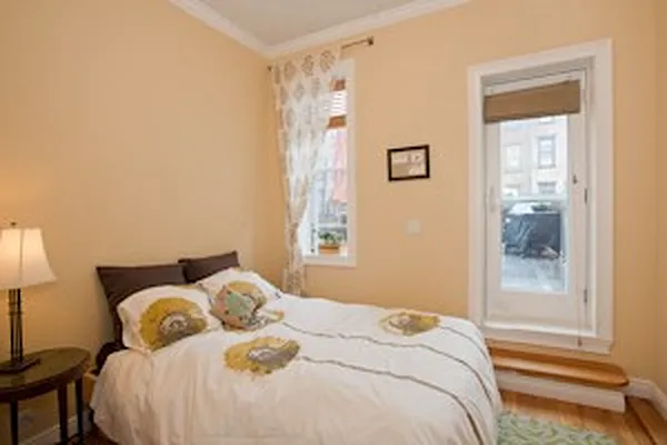 Sold by Avenue Sotheby's International Realty | media 23