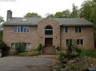 454 Macopin Rd, West Milford, NJ 07480