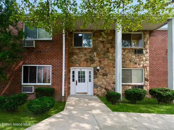 29 Gadsen Pl APT 1B, Staten Island, NY 10314