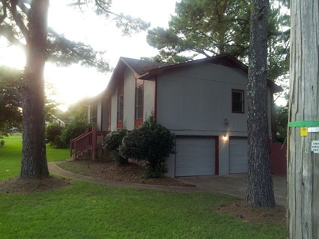 2nd image of 446 Murphys Ln