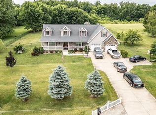 48585 Valeck Rd, Saint Clairsville, OH 43950