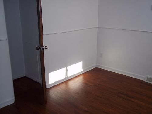 4131 Gardner duplex bedroom hardwood floor and closet shot