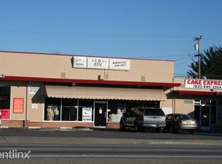 1294 N Main St, Salinas, CA 93906