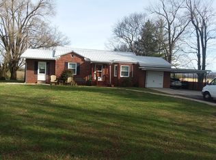 36 Hodges Ferry Rd, Spencer, TN 38585