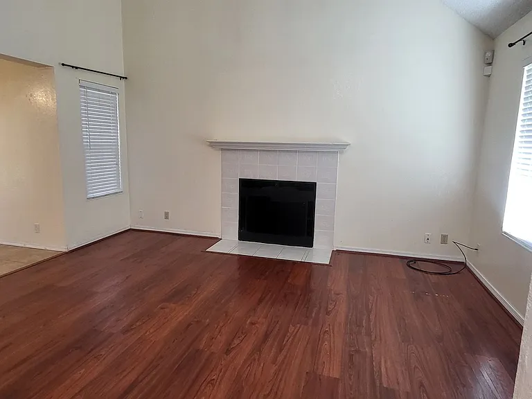 125 Serpentine Dr — Photo 6