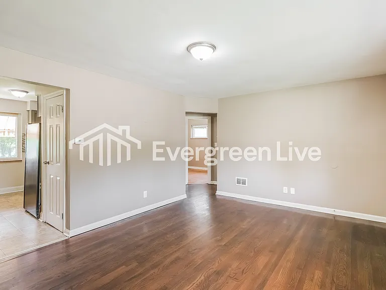 3363 Blue Rock Rd — Photo 3