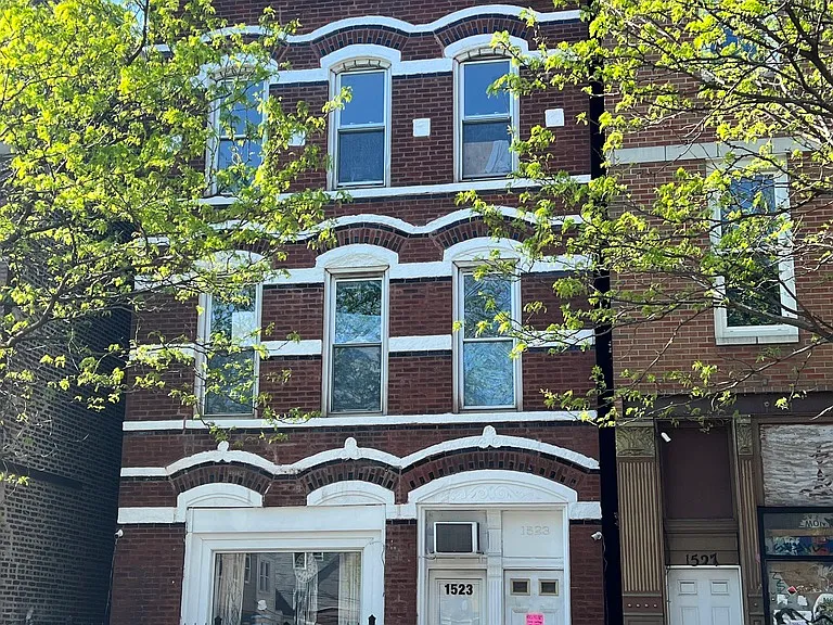 1523 W 18th St #1R — Photo 1