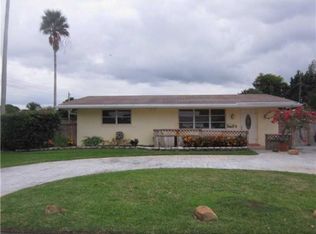 8540 NW 12th St, Pembroke Pines, FL 33024