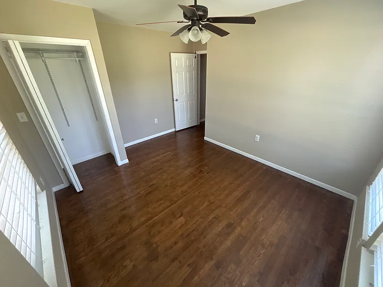 15 N College Ave — Photo 18
