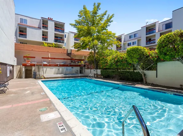 288 Whitmore St #215, Oakland, CA 94611