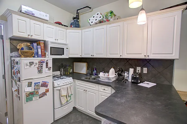 Rented by Corcoran | media 14